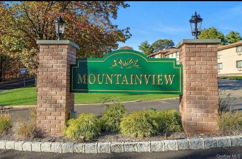 View of community / neighborhood sign View of community / neighborhood sign