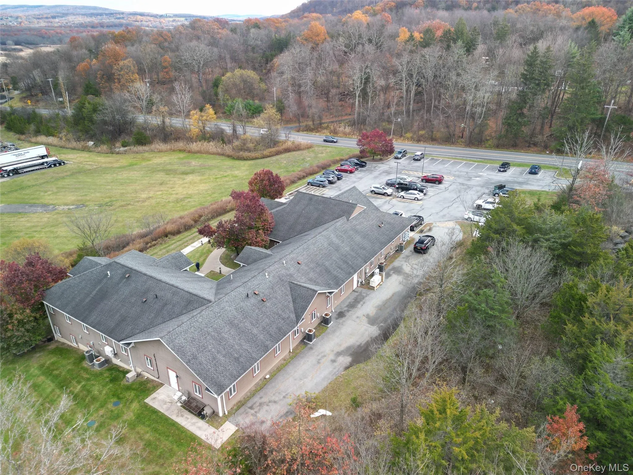 Bird's eye view of a heavily wooded area Bird's eye view of a heavily wooded area