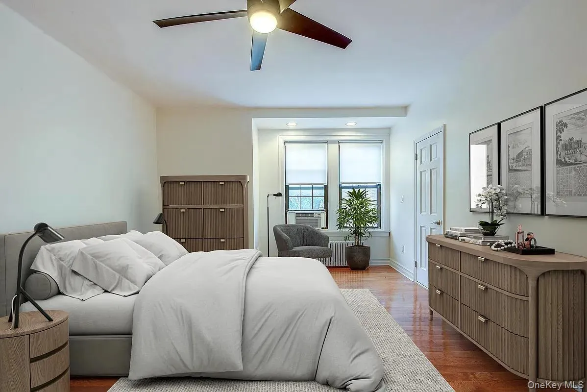 6 Burns Street, New York, NY, 1 Bedroom Bedrooms, 3 Rooms Rooms,1 BathroomBathrooms,Residential Lease,Idx,Burns,0,931352 6 Burns Street, New York, NY, 1 Bedroom Bedrooms, 3 Rooms Rooms,1 BathroomBathrooms,Residential Lease,Idx,Burns,0,931352