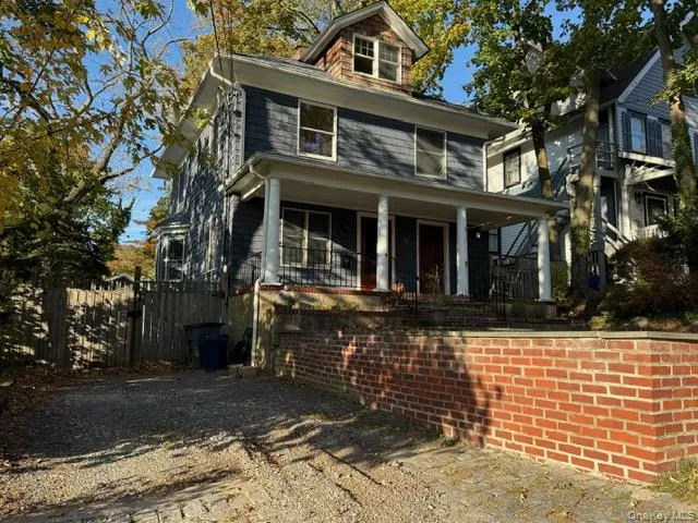 Legal 2 ......Upper Apt. Legal 2 ......Upper Apt.