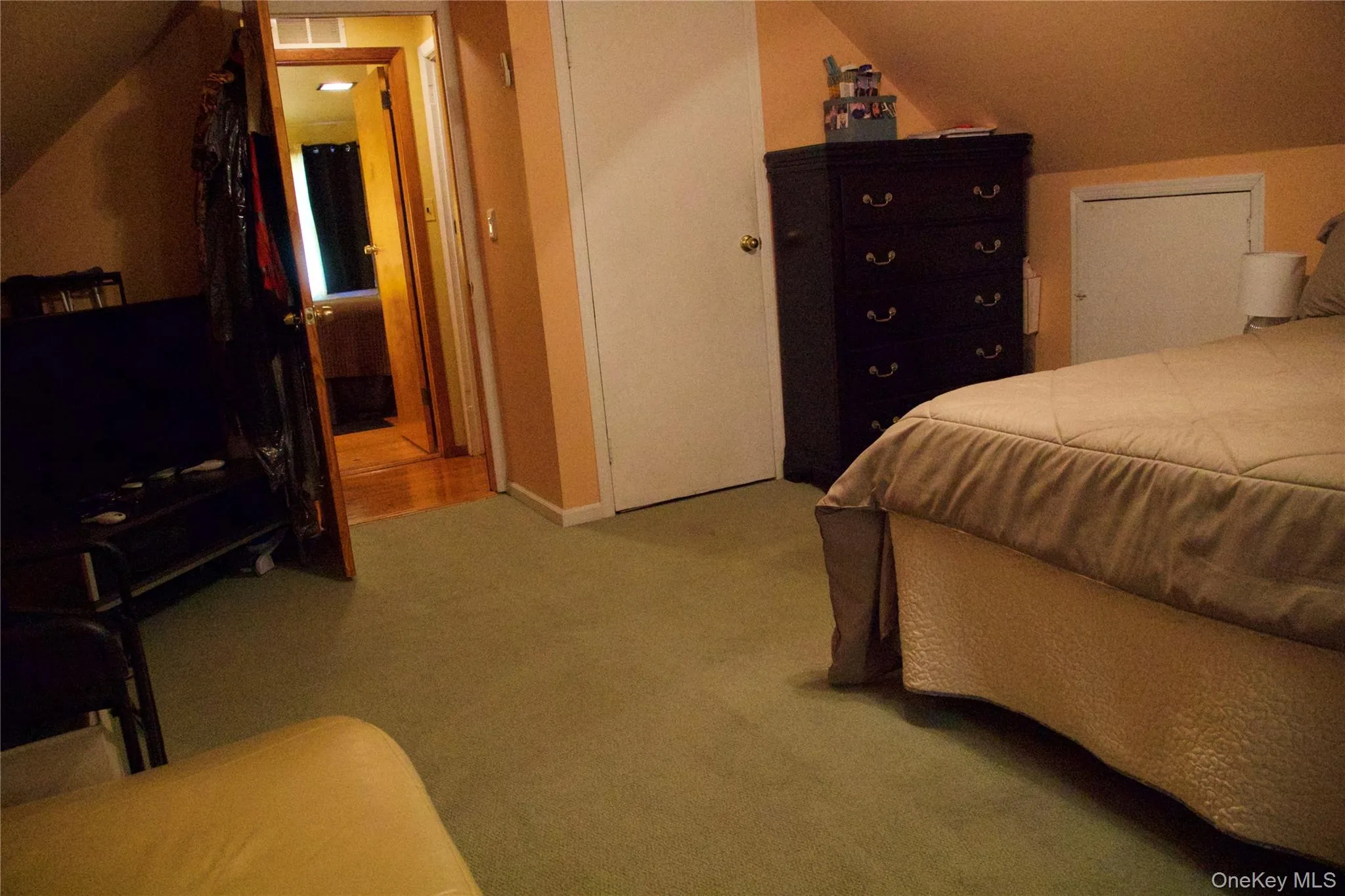 2082 Renfrew Avenue, Hempstead, NY, 4 Bedrooms Bedrooms, 7 Rooms Rooms,2 BathroomsBathrooms,Residential,For Rent,Renfrew,0,931475 2082 Renfrew Avenue, Hempstead, NY, 4 Bedrooms Bedrooms, 7 Rooms Rooms,2 BathroomsBathrooms,Residential,For Rent,Renfrew,0,931475