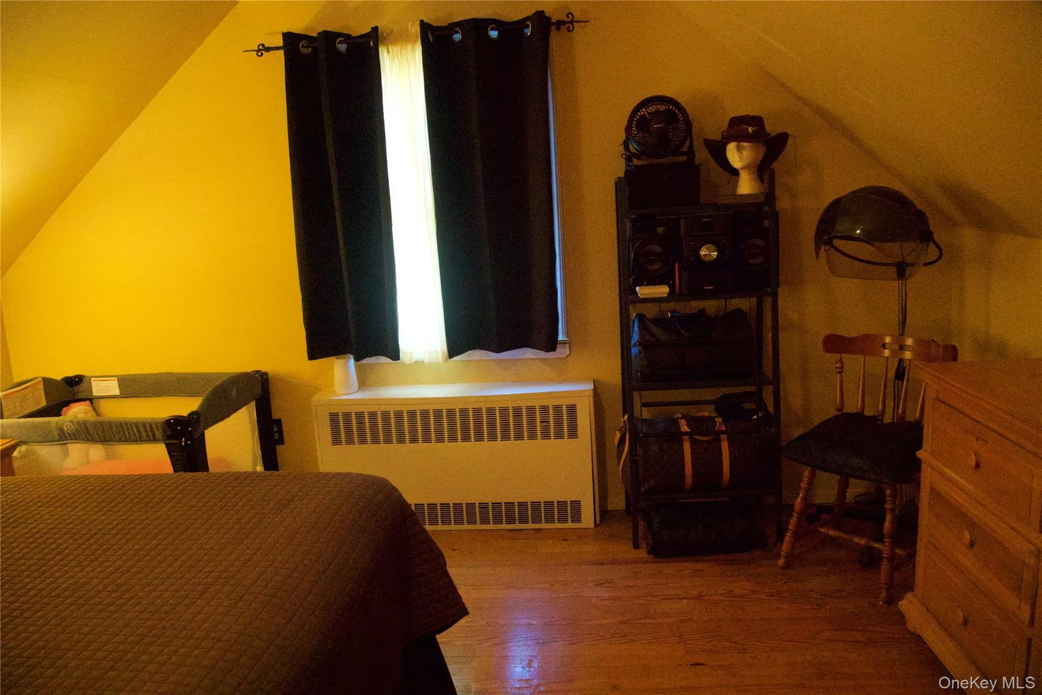 2082 Renfrew Avenue, Hempstead, NY, 4 Bedrooms Bedrooms, 7 Rooms Rooms,2 BathroomsBathrooms,Residential,For Rent,Renfrew,0,931475 2082 Renfrew Avenue, Hempstead, NY, 4 Bedrooms Bedrooms, 7 Rooms Rooms,2 BathroomsBathrooms,Residential,For Rent,Renfrew,0,931475