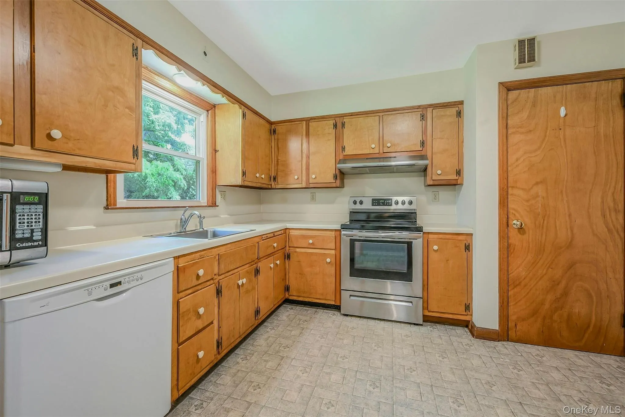 Light and Bright Kitchen Light and Bright Kitchen