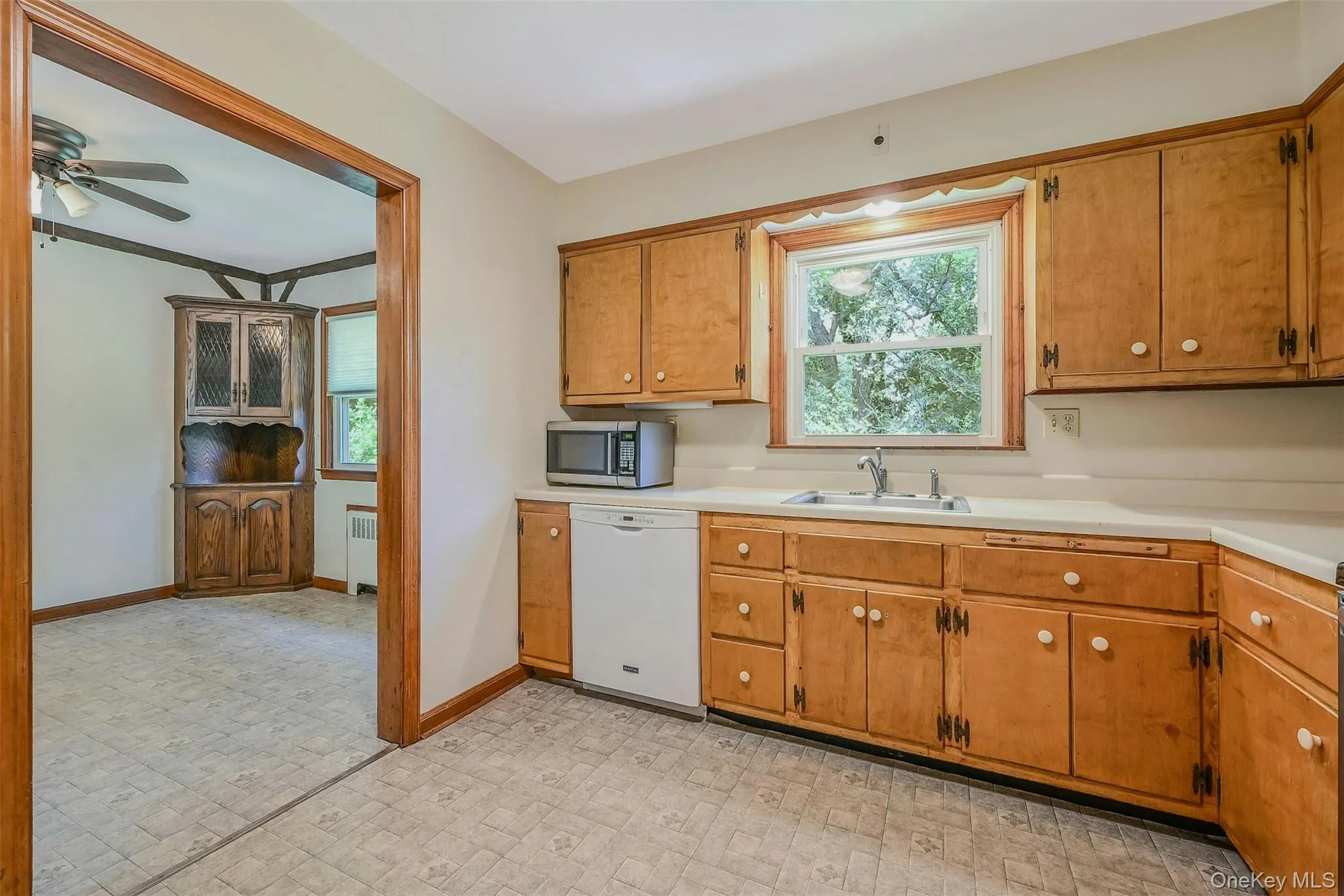 Kitchen to Dining Room Kitchen to Dining Room