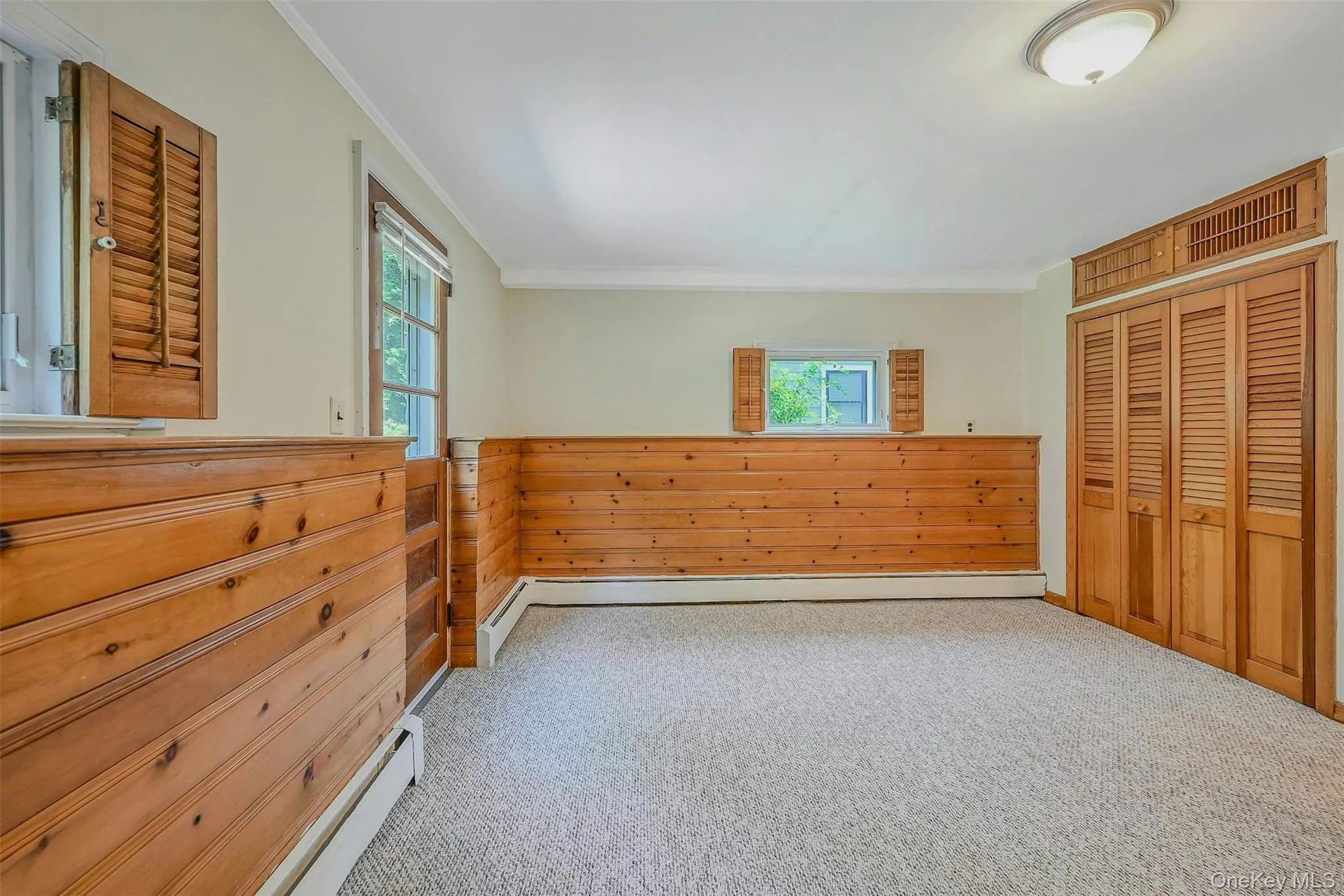 Large Closet in Den / Family Room Large Closet in Den / Family Room