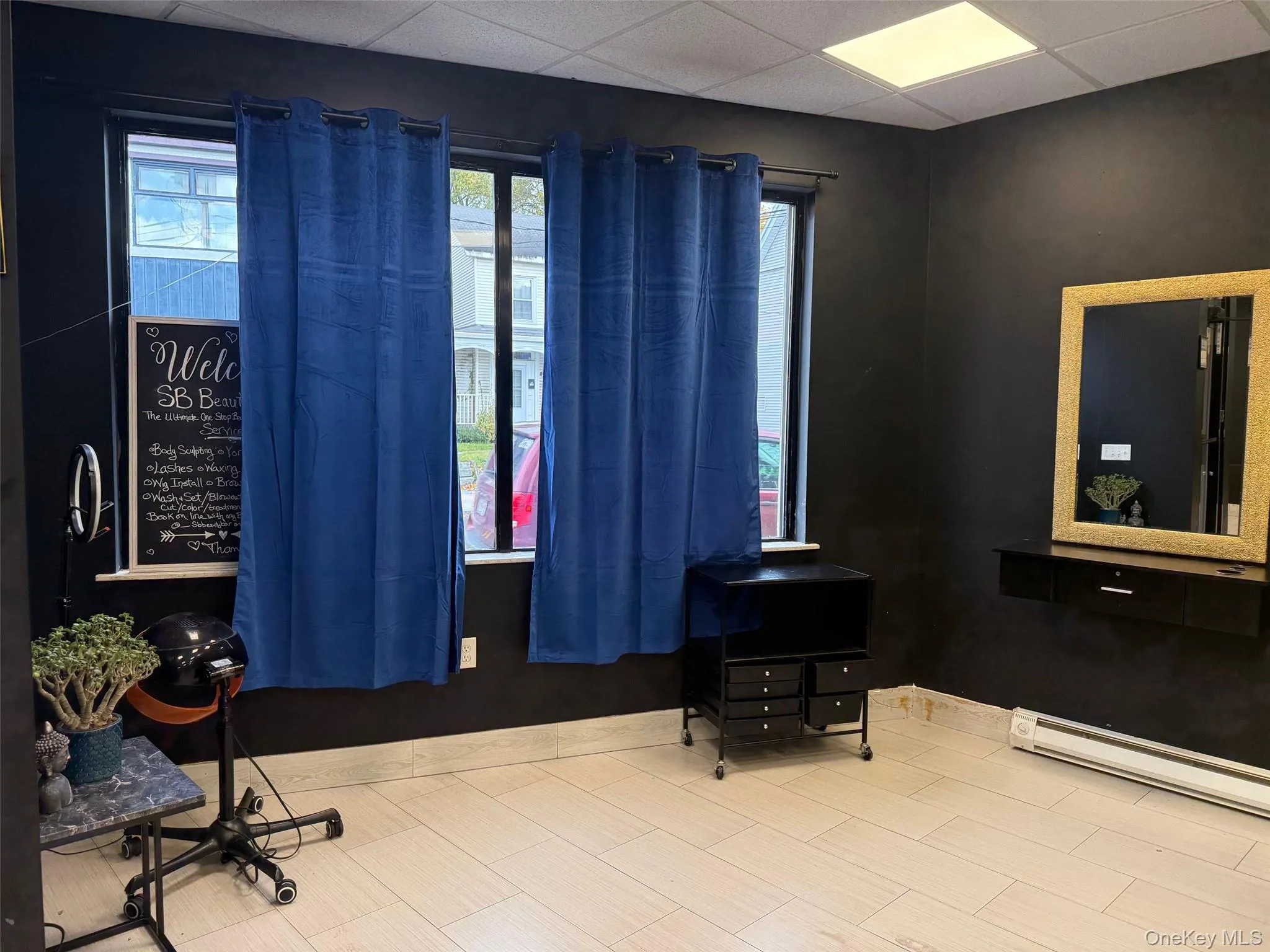 Unfurnished room Unfurnished room