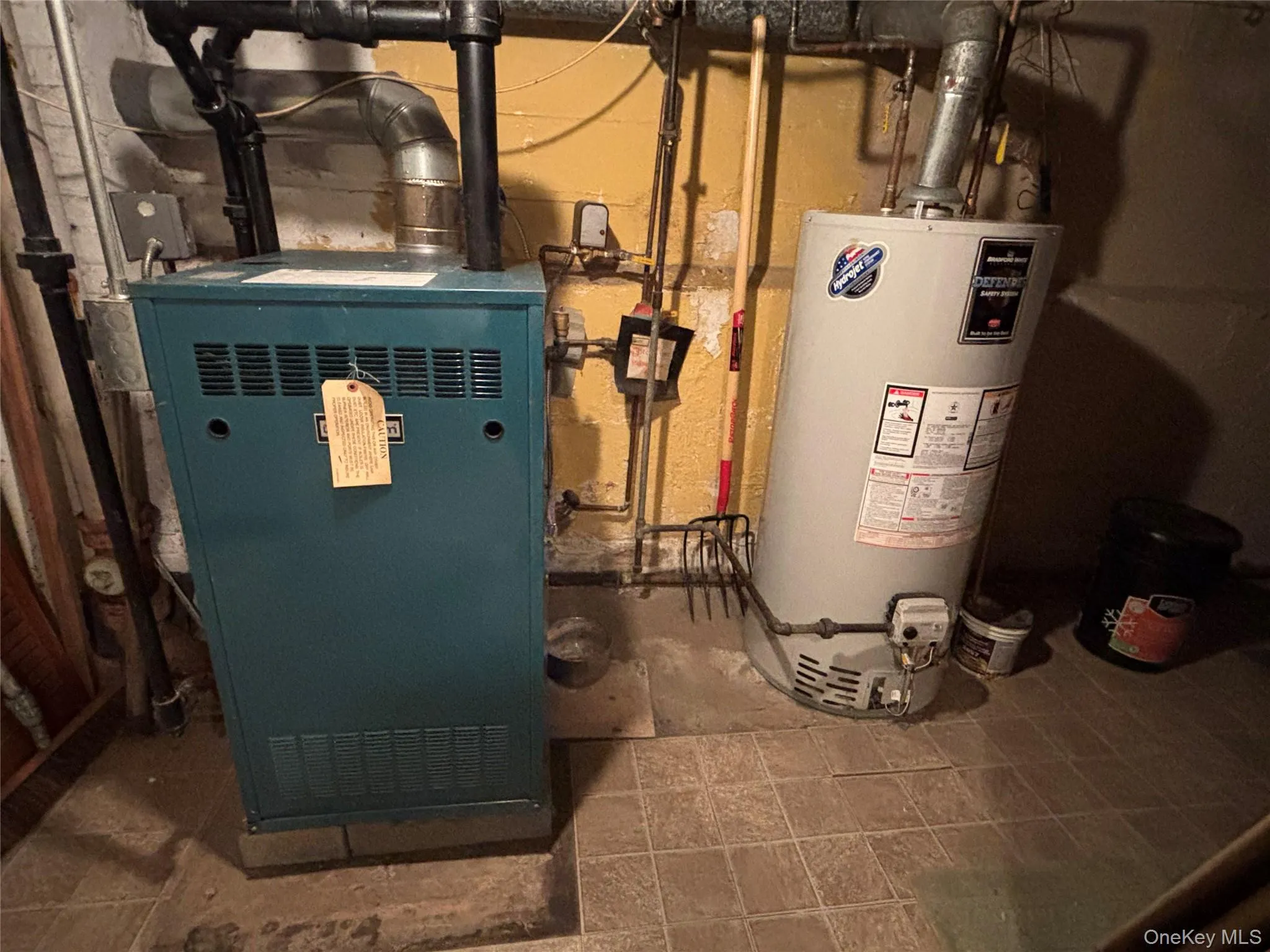 Utilities with gas water heater and a heating unit Utilities with gas water heater and a heating unit
