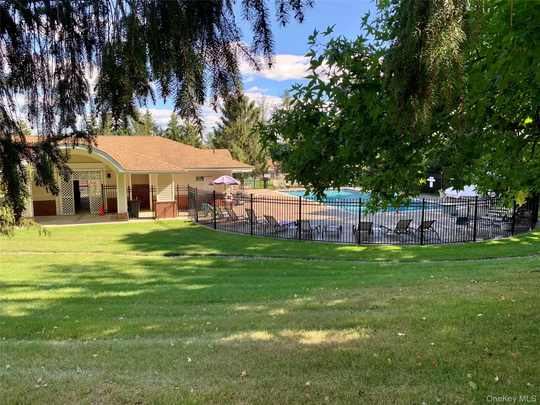 51 Deer Ct Drive, Middletown, NY, 2 Bedrooms Bedrooms, 4 Rooms Rooms,2 BathroomsBathrooms,Residential Lease,Idx,Deer Ct,0,931781 51 Deer Ct Drive, Middletown, NY, 2 Bedrooms Bedrooms, 4 Rooms Rooms,2 BathroomsBathrooms,Residential Lease,Idx,Deer Ct,0,931781