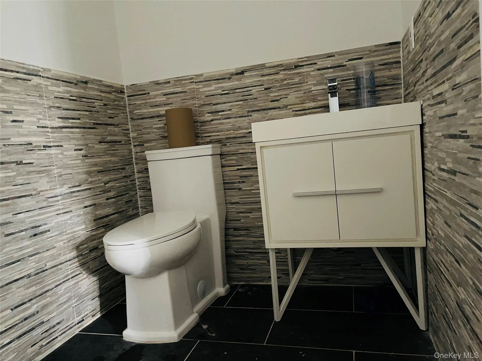 824 Old Country Road, North Hempstead, NY, ,Commercial Lease,Idx,Old Country,0,931832 824 Old Country Road, North Hempstead, NY, ,Commercial Lease,Idx,Old Country,0,931832