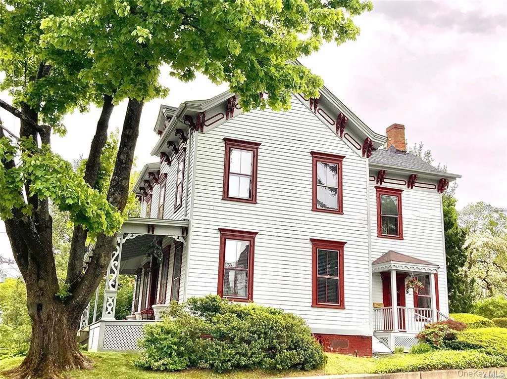 View of front of house View of front of house