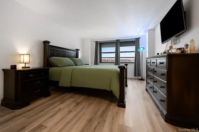61-20 Grand Central Parkway, New York, NY, 1 Bedroom Bedrooms, 3 Rooms Rooms,1 BathroomBathrooms,Residential,For Rent,Grand Central,0,931843 61-20 Grand Central Parkway, New York, NY, 1 Bedroom Bedrooms, 3 Rooms Rooms,1 BathroomBathrooms,Residential,For Rent,Grand Central,0,931843