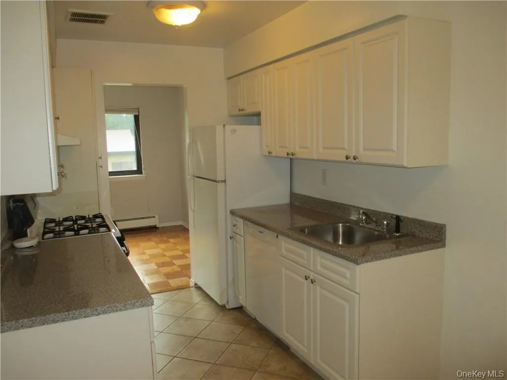 2 Brevoort Drive, Haverstraw, NY, 1 Bedroom Bedrooms, 3 Rooms Rooms,1 BathroomBathrooms,Residential Lease,Idx,Brevoort,0,931884 2 Brevoort Drive, Haverstraw, NY, 1 Bedroom Bedrooms, 3 Rooms Rooms,1 BathroomBathrooms,Residential Lease,Idx,Brevoort,0,931884