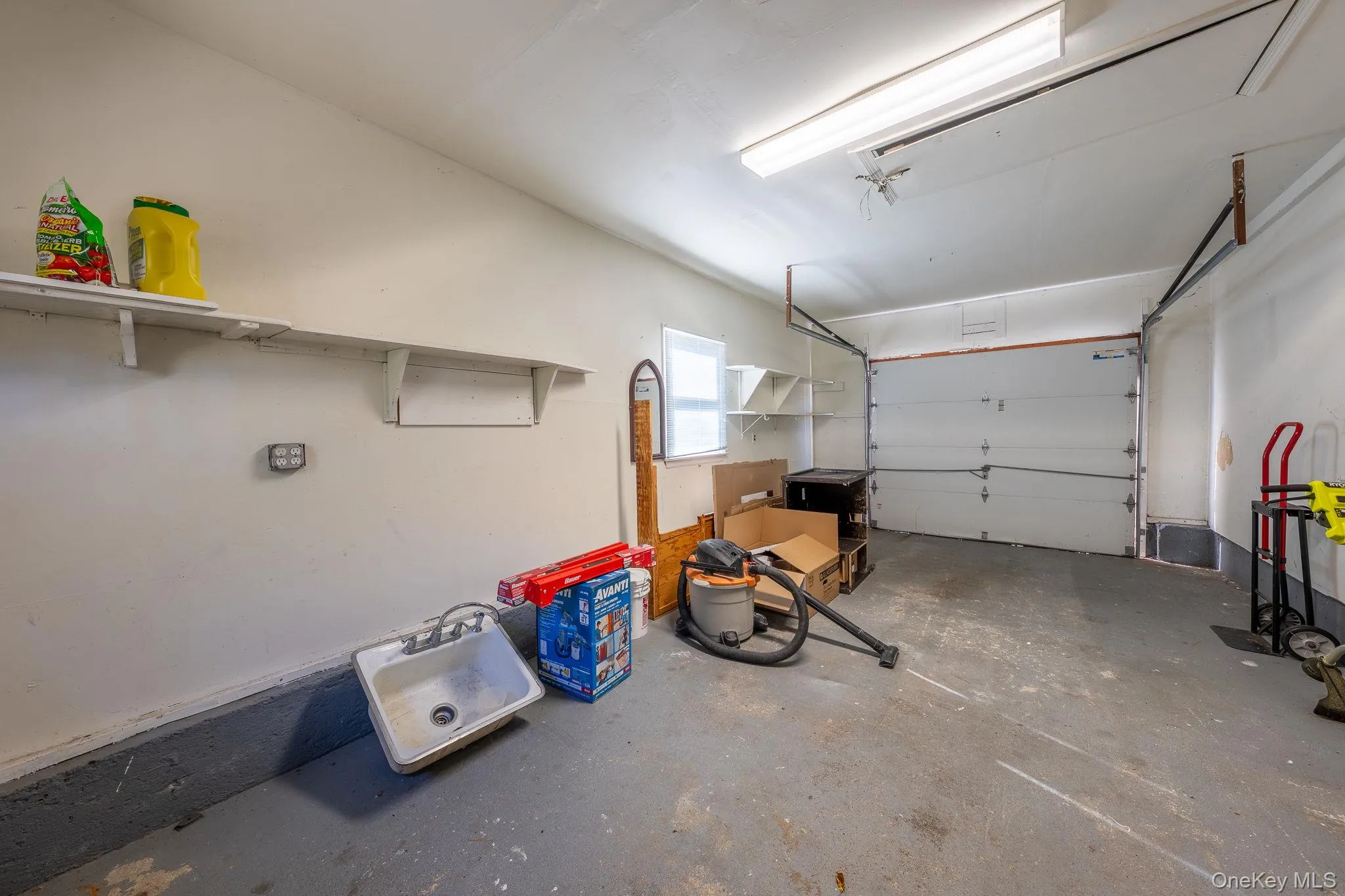 831 Sycamore Avenue, Islip, NY, 3 Bedrooms Bedrooms, 7 Rooms Rooms,1 BathroomBathrooms,Residential Lease,Idx,Sycamore,0,931897 831 Sycamore Avenue, Islip, NY, 3 Bedrooms Bedrooms, 7 Rooms Rooms,1 BathroomBathrooms,Residential Lease,Idx,Sycamore,0,931897