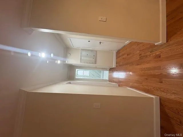 Hardwood floors throughout Hardwood floors throughout