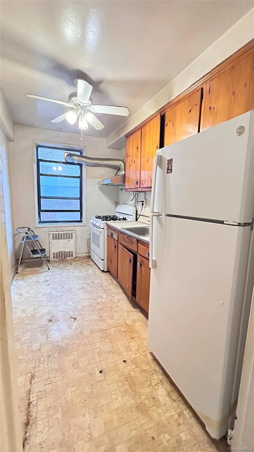 14215 26th Avenue, New York, NY, 1 Bedroom Bedrooms, 3 Rooms Rooms,1 BathroomBathrooms,Residential,For Rent,26th,0,932039 14215 26th Avenue, New York, NY, 1 Bedroom Bedrooms, 3 Rooms Rooms,1 BathroomBathrooms,Residential,For Rent,26th,0,932039