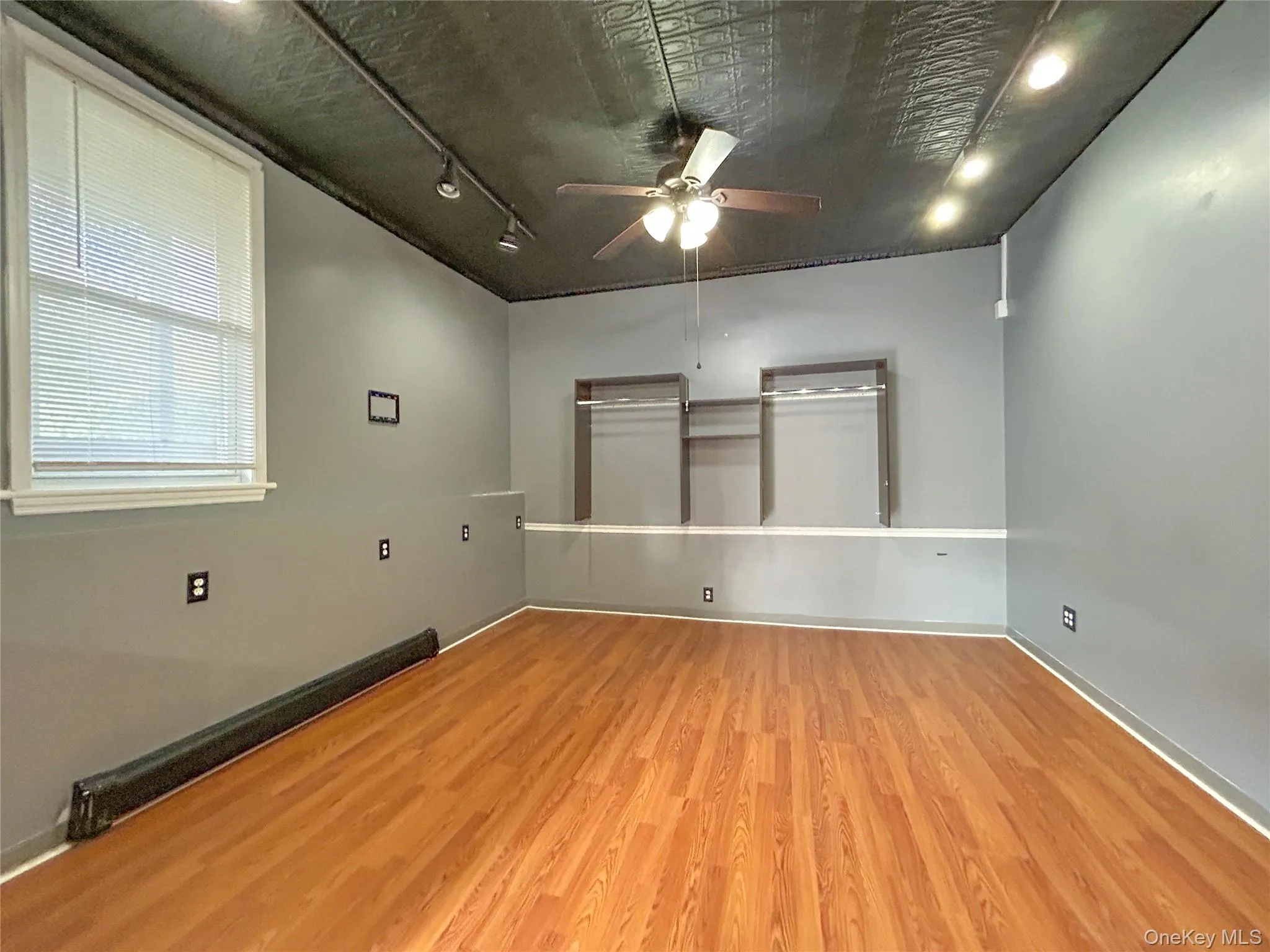 51 Worrall Avenue, Poughkeepsie, NY, 3 Rooms Rooms,1 BathroomBathrooms,Residential Lease,Idx,Worrall,0,932135 51 Worrall Avenue, Poughkeepsie, NY, 3 Rooms Rooms,1 BathroomBathrooms,Residential Lease,Idx,Worrall,0,932135