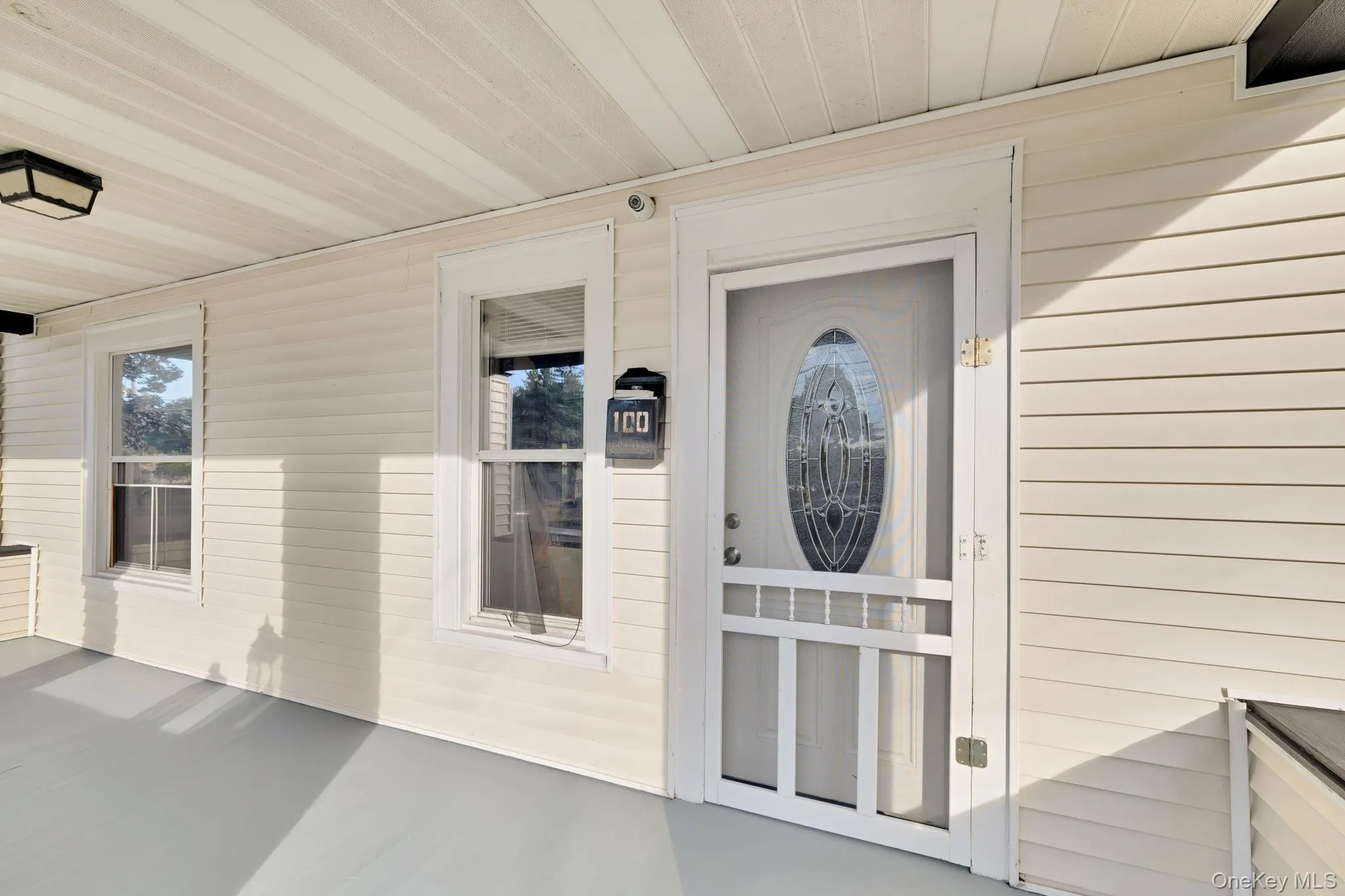 Entrance to property Entrance to property