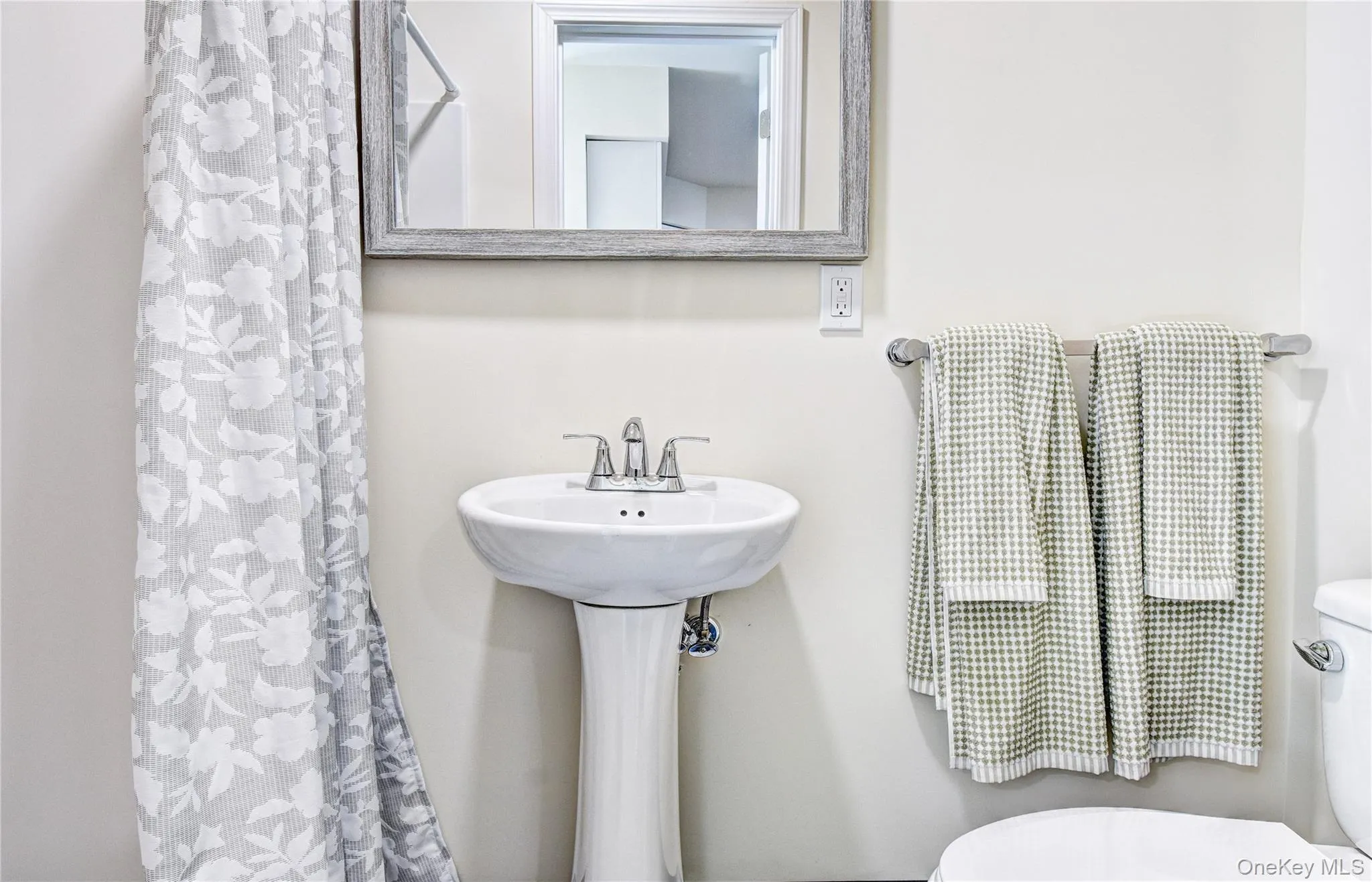 Bathroom with toilet Bathroom with toilet