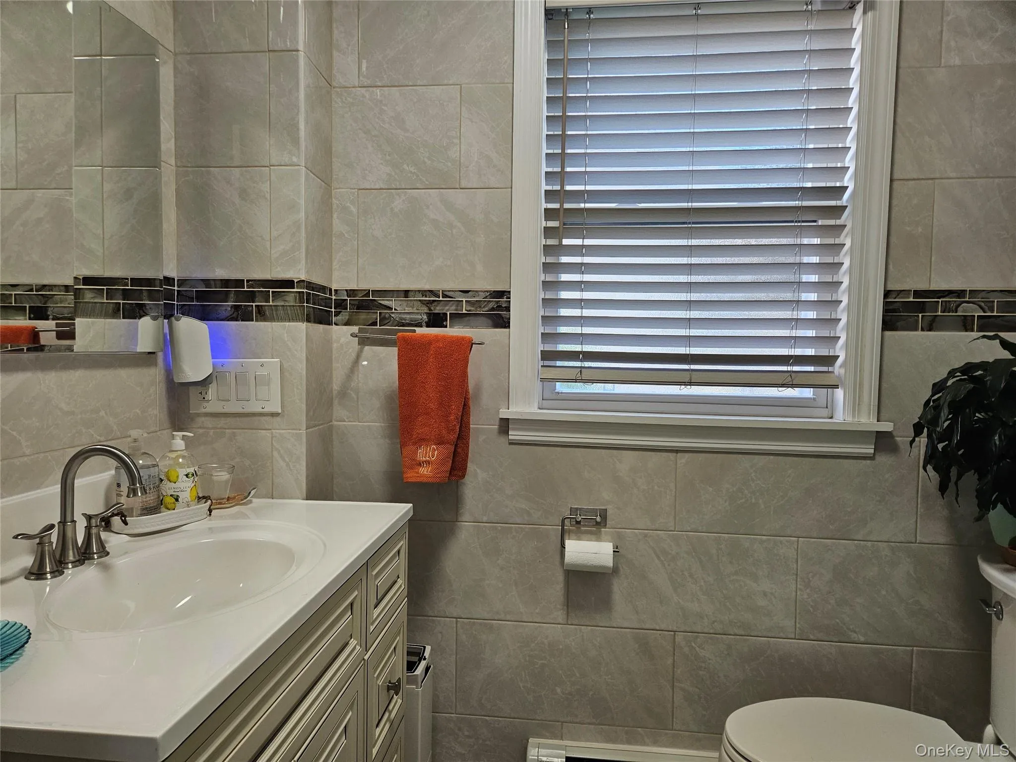 156 Beechwood Avenue, New Rochelle, NY, 1 Bedroom Bedrooms, 4 Rooms Rooms,1 BathroomBathrooms,Residential Lease,Idx,Beechwood,0,932451 156 Beechwood Avenue, New Rochelle, NY, 1 Bedroom Bedrooms, 4 Rooms Rooms,1 BathroomBathrooms,Residential Lease,Idx,Beechwood,0,932451