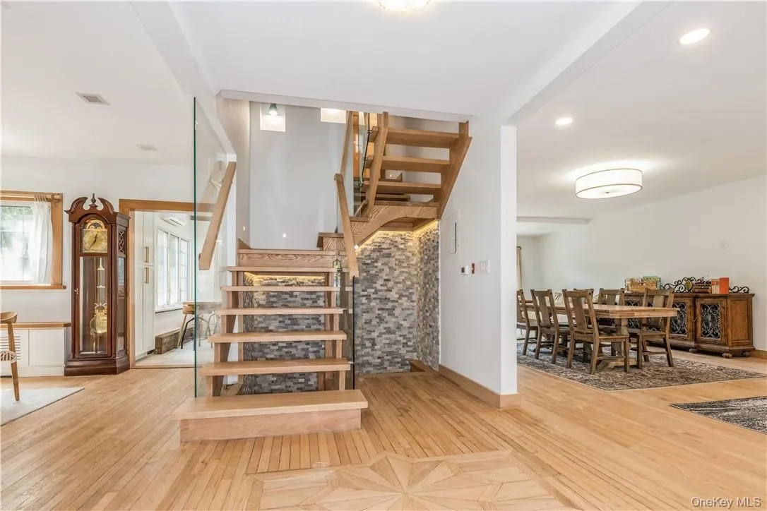 530 Orangeburg Road, Orangetown, NY, 4 Bedrooms Bedrooms, 8 Rooms Rooms,2 BathroomsBathrooms,Residential Lease,Idx,Orangeburg,0,932501 530 Orangeburg Road, Orangetown, NY, 4 Bedrooms Bedrooms, 8 Rooms Rooms,2 BathroomsBathrooms,Residential Lease,Idx,Orangeburg,0,932501