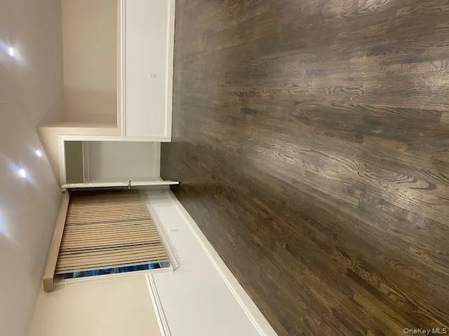 14410 230th Place, New York, NY, 3 Bedrooms Bedrooms, 7 Rooms Rooms,2 BathroomsBathrooms,Residential Lease,Idx,230th,0,932526 14410 230th Place, New York, NY, 3 Bedrooms Bedrooms, 7 Rooms Rooms,2 BathroomsBathrooms,Residential Lease,Idx,230th,0,932526