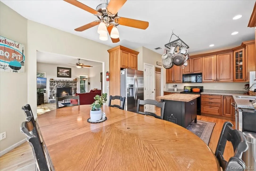 613 Route 9w, Orangetown, NY, 4 Bedrooms Bedrooms, 10 Rooms Rooms,2 BathroomsBathrooms,Residential,For Rent,Route 9w,0,932684 613 Route 9w, Orangetown, NY, 4 Bedrooms Bedrooms, 10 Rooms Rooms,2 BathroomsBathrooms,Residential,For Rent,Route 9w,0,932684