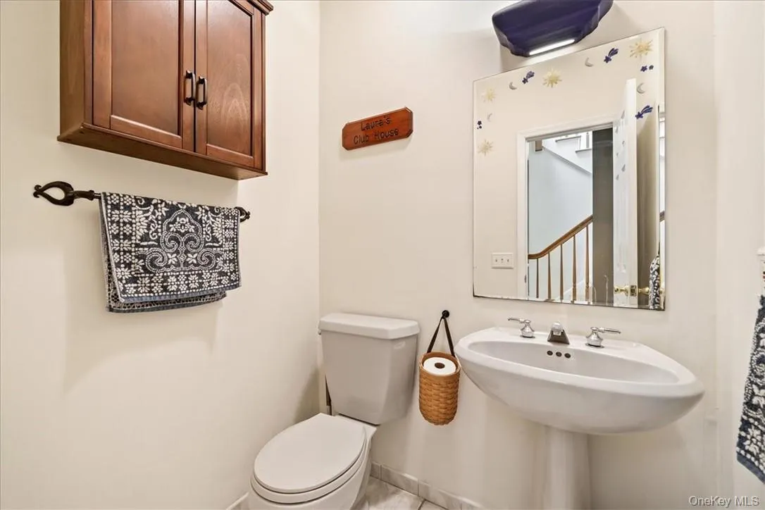 613 Route 9w, Orangetown, NY, 4 Bedrooms Bedrooms, 10 Rooms Rooms,2 BathroomsBathrooms,Residential,For Rent,Route 9w,0,932684 613 Route 9w, Orangetown, NY, 4 Bedrooms Bedrooms, 10 Rooms Rooms,2 BathroomsBathrooms,Residential,For Rent,Route 9w,0,932684