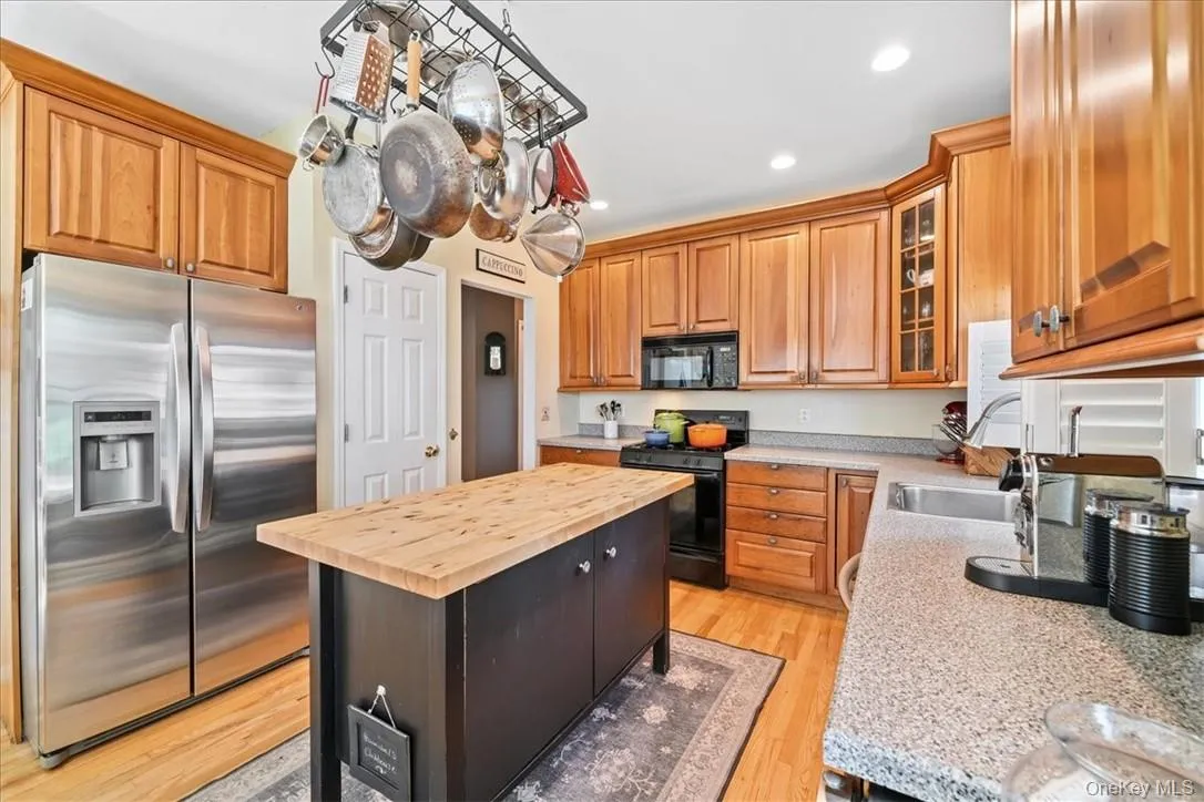613 Route 9w, Orangetown, NY, 4 Bedrooms Bedrooms, 10 Rooms Rooms,2 BathroomsBathrooms,Residential,For Rent,Route 9w,0,932684 613 Route 9w, Orangetown, NY, 4 Bedrooms Bedrooms, 10 Rooms Rooms,2 BathroomsBathrooms,Residential,For Rent,Route 9w,0,932684