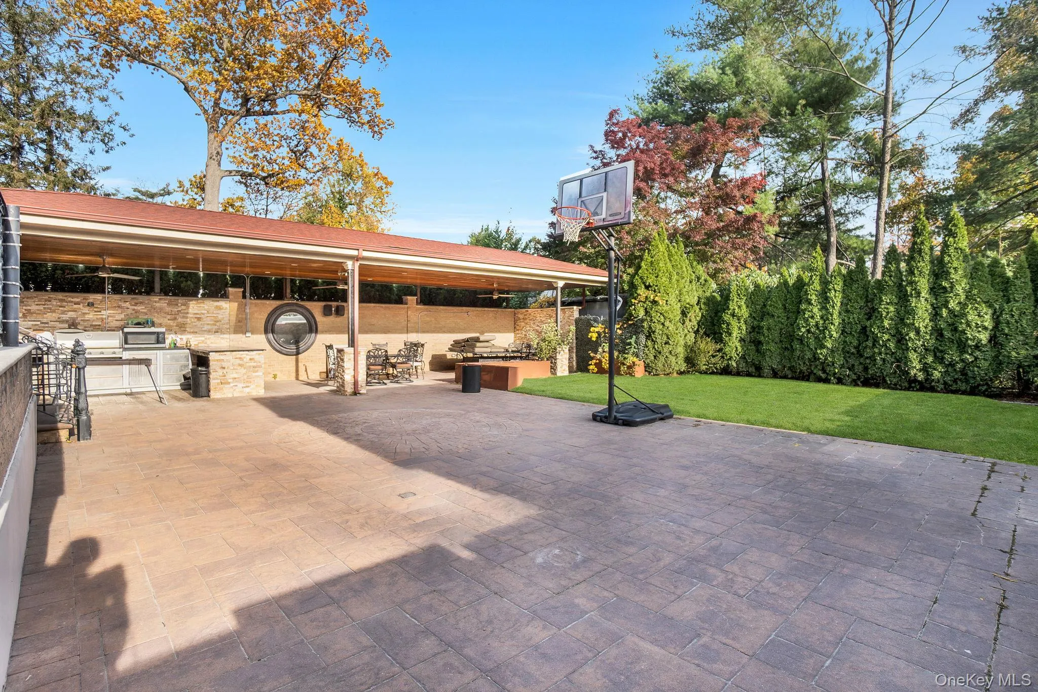 View of patio / terrace with an outdoor kitchen View of patio / terrace with an outdoor kitchen