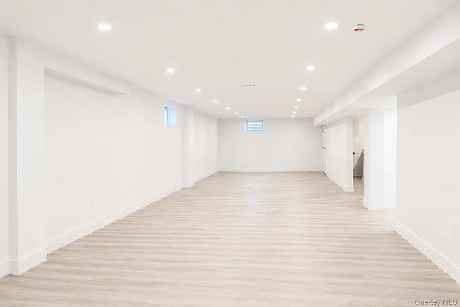 6 Clearmeadow Court, Oyster Bay, NY, 5 Bedrooms Bedrooms, 10 Rooms Rooms,4 BathroomsBathrooms,Residential,For Rent,Clearmeadow,0,932948 6 Clearmeadow Court, Oyster Bay, NY, 5 Bedrooms Bedrooms, 10 Rooms Rooms,4 BathroomsBathrooms,Residential,For Rent,Clearmeadow,0,932948