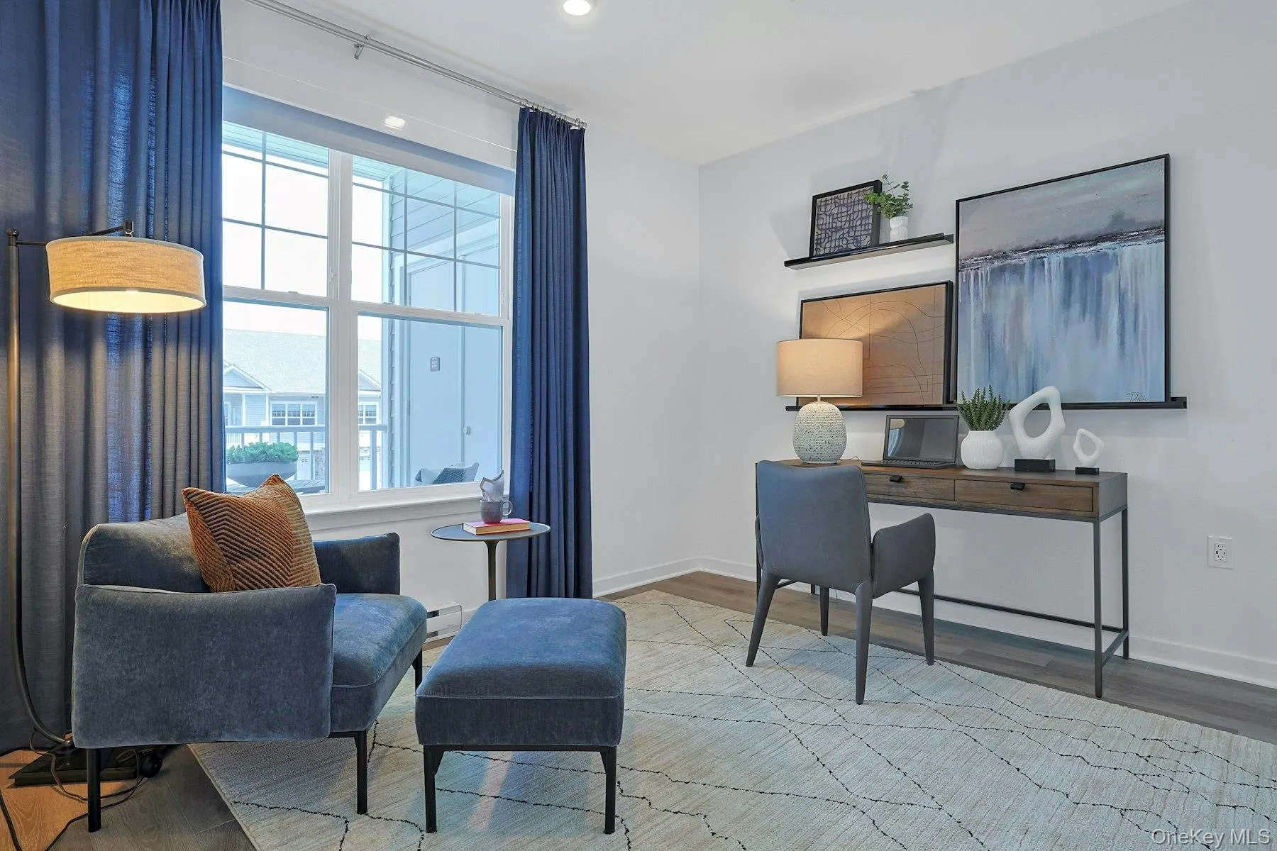 Bedroom or office Bedroom or office