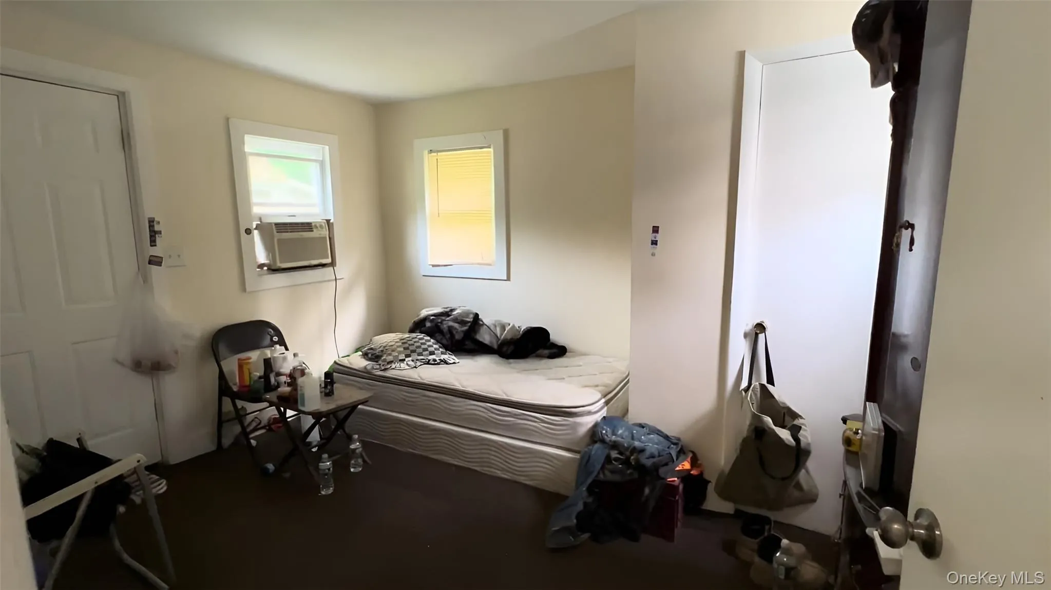 Bedroom with cooling unit Bedroom with cooling unit