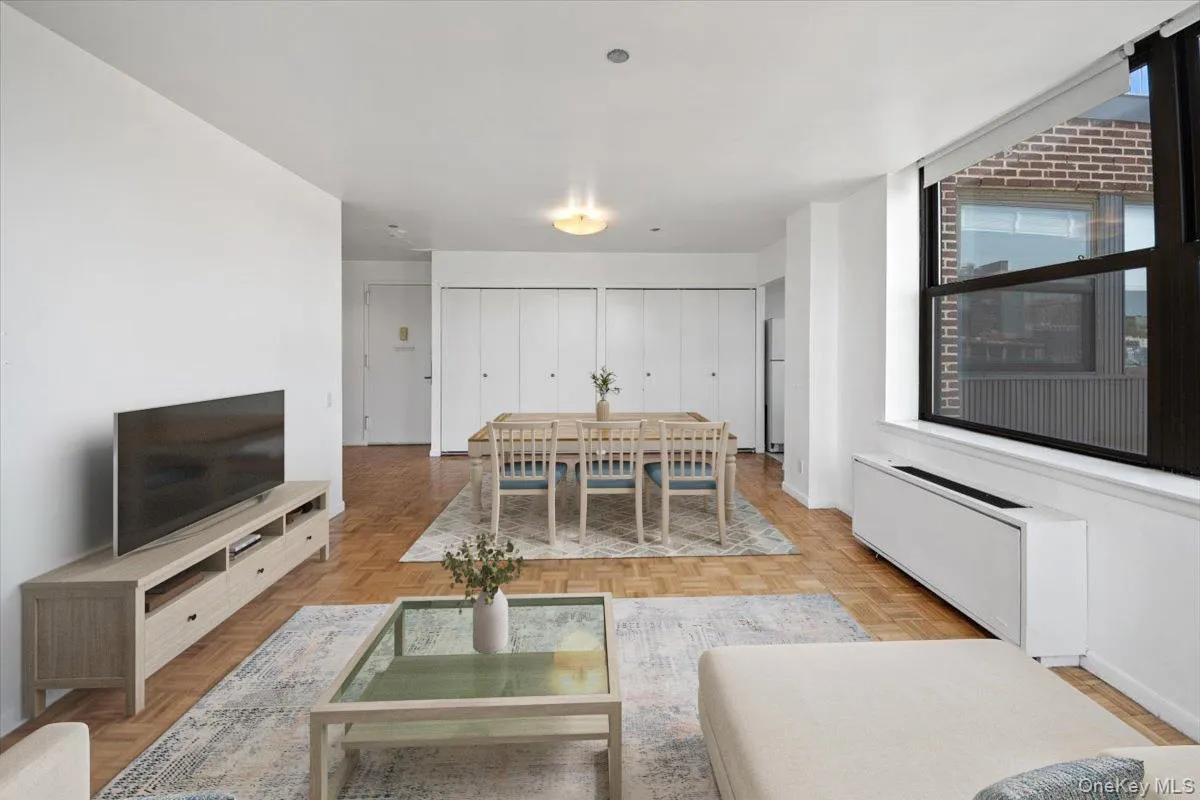 Virtually Staged Virtually Staged