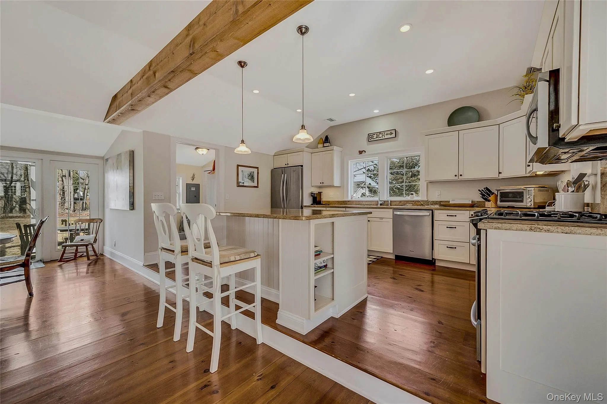 Kitchen Island with Seating Kitchen Island with Seating