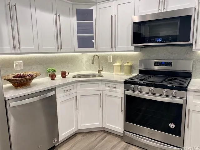 65 Westwood Drive, North Hempstead, NY, 3 Bedrooms Bedrooms, 6 Rooms Rooms,2 BathroomsBathrooms,Residential Lease,Idx,Westwood,0,933246 65 Westwood Drive, North Hempstead, NY, 3 Bedrooms Bedrooms, 6 Rooms Rooms,2 BathroomsBathrooms,Residential Lease,Idx,Westwood,0,933246