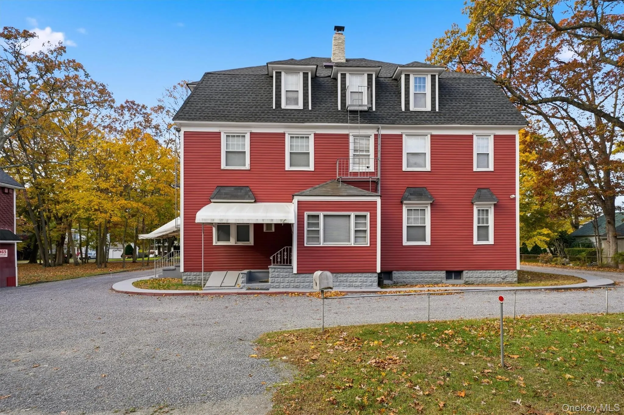 221 Lake Avenue, Smithtown, NY, 1 Bedroom Bedrooms, 3 Rooms Rooms,1 BathroomBathrooms,Residential Lease,For Rent,Lake,0,933266 221 Lake Avenue, Smithtown, NY, 1 Bedroom Bedrooms, 3 Rooms Rooms,1 BathroomBathrooms,Residential Lease,For Rent,Lake,0,933266
