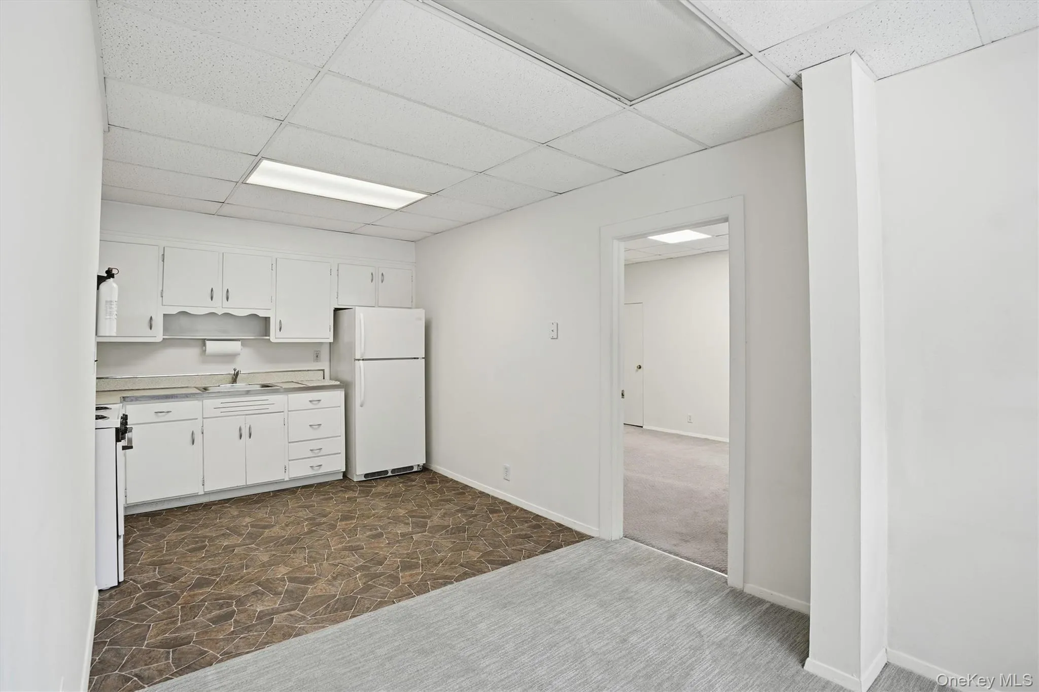 221 Lake Avenue, Smithtown, NY, 1 Bedroom Bedrooms, 3 Rooms Rooms,1 BathroomBathrooms,Residential Lease,For Rent,Lake,0,933266 221 Lake Avenue, Smithtown, NY, 1 Bedroom Bedrooms, 3 Rooms Rooms,1 BathroomBathrooms,Residential Lease,For Rent,Lake,0,933266