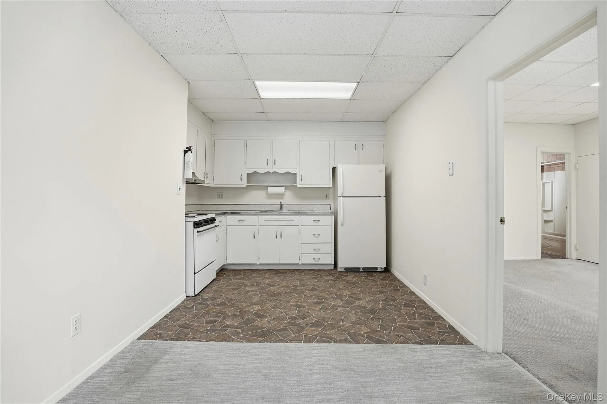 221 Lake Avenue, Smithtown, NY, 1 Bedroom Bedrooms, 3 Rooms Rooms,1 BathroomBathrooms,Residential Lease,For Rent,Lake,0,933266 221 Lake Avenue, Smithtown, NY, 1 Bedroom Bedrooms, 3 Rooms Rooms,1 BathroomBathrooms,Residential Lease,For Rent,Lake,0,933266