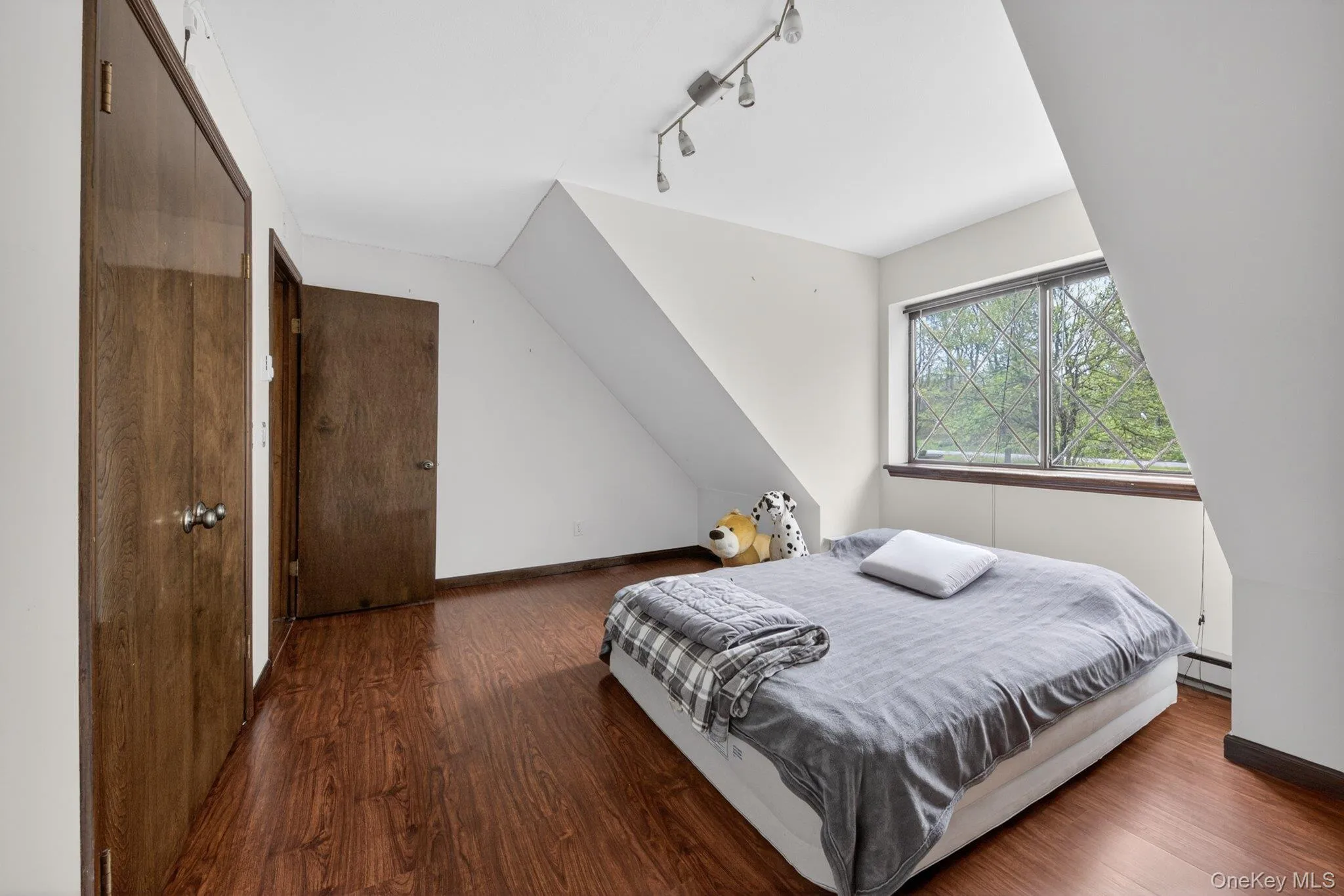 137 Blue Hill Road, East Fishkill, NY, 4 Bedrooms Bedrooms, 11 Rooms Rooms,2 BathroomsBathrooms,Residential,For Rent,Blue Hill,0,933387 137 Blue Hill Road, East Fishkill, NY, 4 Bedrooms Bedrooms, 11 Rooms Rooms,2 BathroomsBathrooms,Residential,For Rent,Blue Hill,0,933387