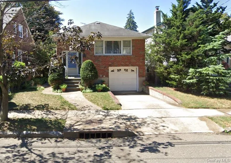 View of front facade with a garage View of front facade with a garage