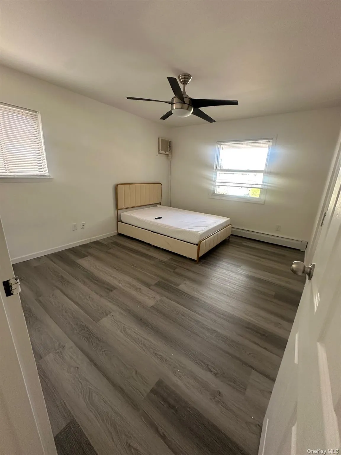 54 King Street, Brookhaven, NY, 4 Bedrooms Bedrooms, 9 Rooms Rooms,3 BathroomsBathrooms,Residential Sale,For Rent,King,0,933524 54 King Street, Brookhaven, NY, 4 Bedrooms Bedrooms, 9 Rooms Rooms,3 BathroomsBathrooms,Residential Sale,For Rent,King,0,933524