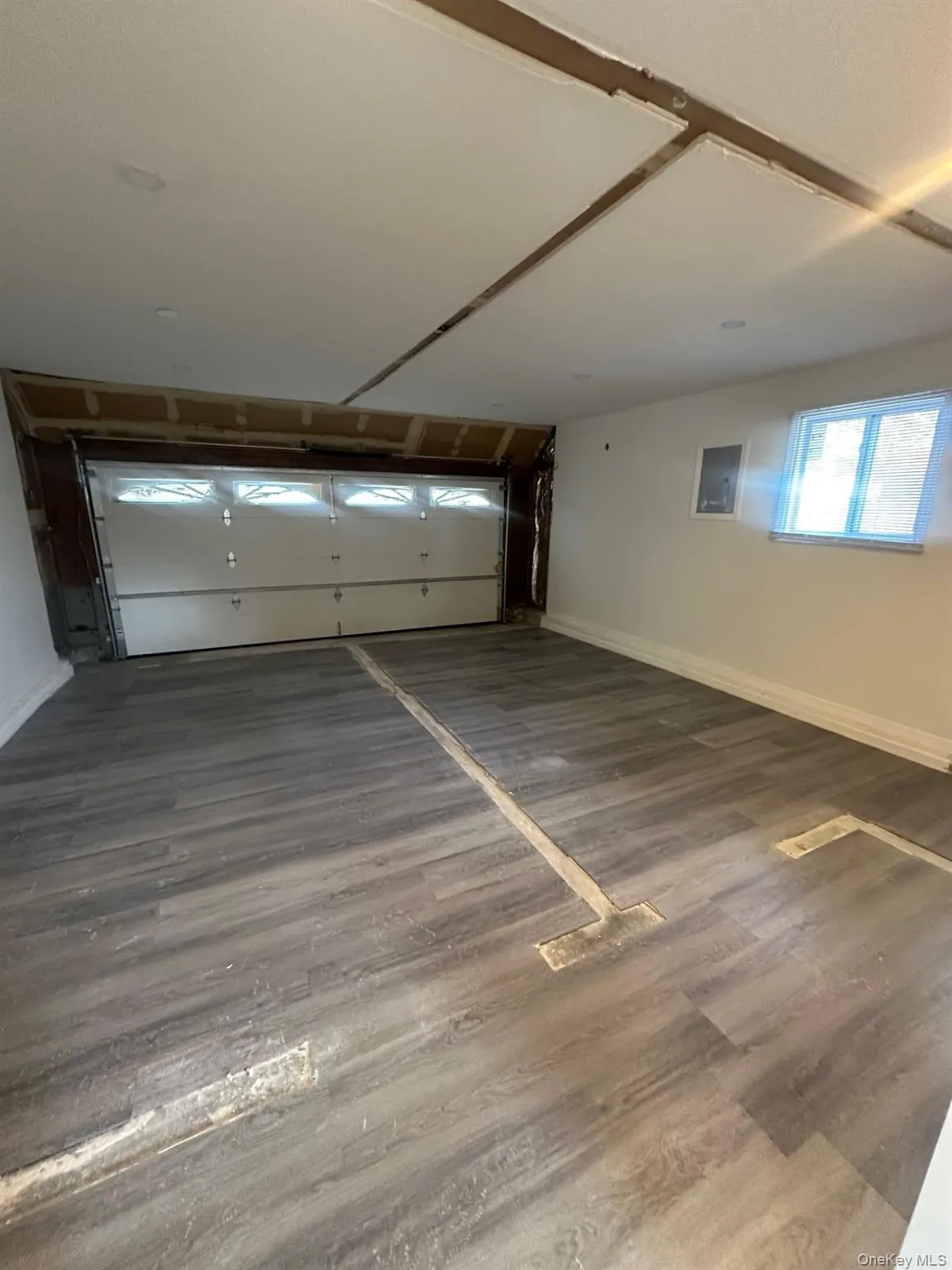 54 King Street, Brookhaven, NY, 4 Bedrooms Bedrooms, 9 Rooms Rooms,3 BathroomsBathrooms,Residential Sale,For Rent,King,0,933524 54 King Street, Brookhaven, NY, 4 Bedrooms Bedrooms, 9 Rooms Rooms,3 BathroomsBathrooms,Residential Sale,For Rent,King,0,933524