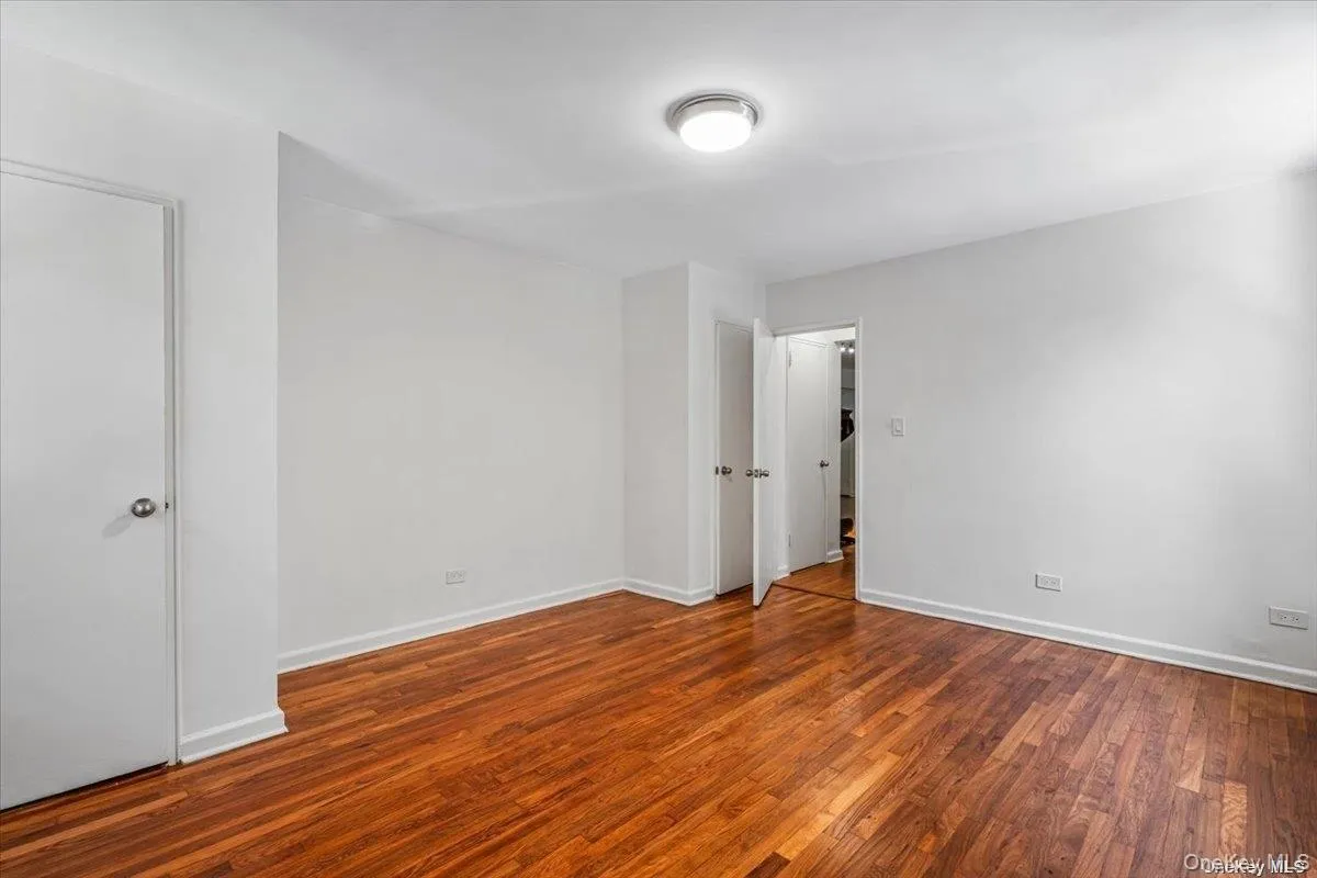90-11 35 Avenue, New York, NY, 1 Bedroom Bedrooms, 4 Rooms Rooms,1 BathroomBathrooms,Residential,For Rent,35,0,933537 90-11 35 Avenue, New York, NY, 1 Bedroom Bedrooms, 4 Rooms Rooms,1 BathroomBathrooms,Residential,For Rent,35,0,933537