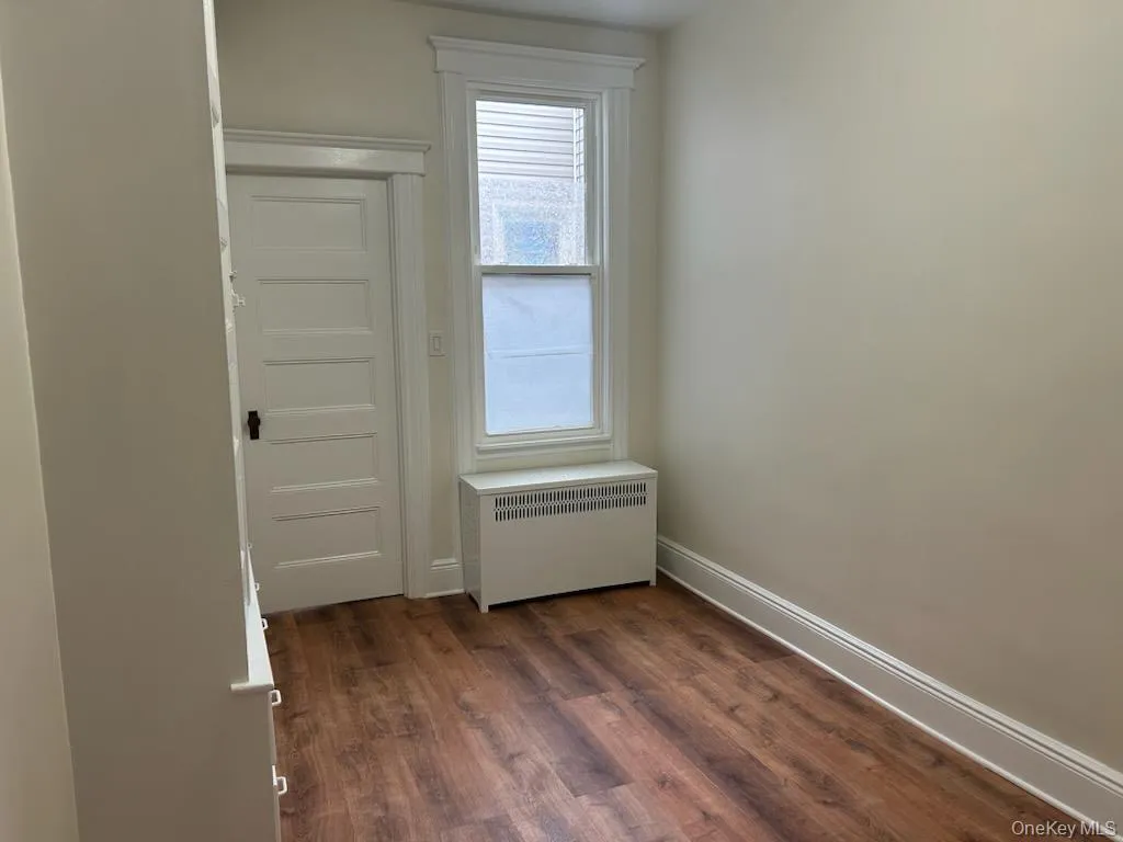 88-23 85th Street, New York, NY, 3 Bedrooms Bedrooms, 6 Rooms Rooms,1 BathroomBathrooms,Residential Lease,Idx,85th,0,933573 88-23 85th Street, New York, NY, 3 Bedrooms Bedrooms, 6 Rooms Rooms,1 BathroomBathrooms,Residential Lease,Idx,85th,0,933573