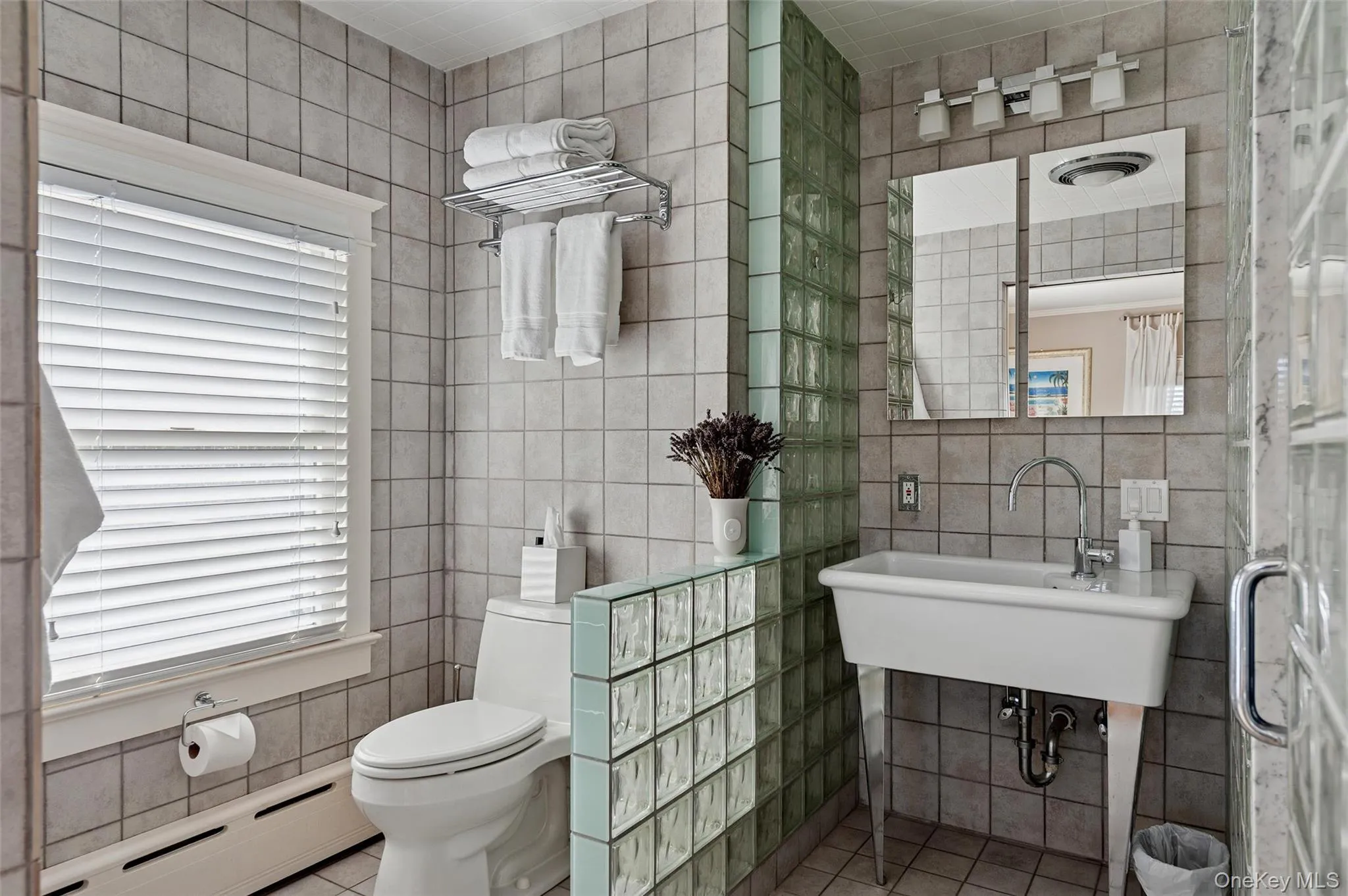 24 Jennings Avenue, Southampton, NY, 3 Bedrooms Bedrooms, 8 Rooms Rooms,5 BathroomsBathrooms,Residential Lease,Idx,Jennings,0,933670 24 Jennings Avenue, Southampton, NY, 3 Bedrooms Bedrooms, 8 Rooms Rooms,5 BathroomsBathrooms,Residential Lease,Idx,Jennings,0,933670