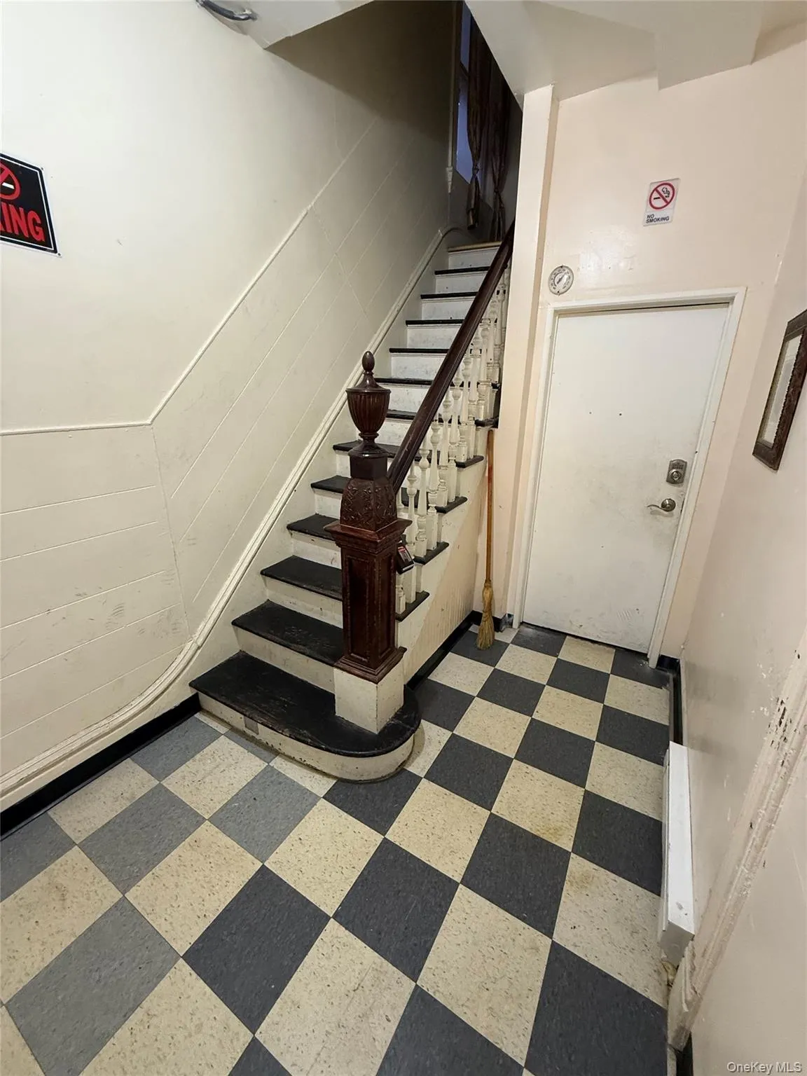 37 Lutheran Street, Newburgh (city), NY, 2 Bedrooms Bedrooms, 4 Rooms Rooms,1 BathroomBathrooms,Residential Lease,Idx,Lutheran,0,933712 37 Lutheran Street, Newburgh (city), NY, 2 Bedrooms Bedrooms, 4 Rooms Rooms,1 BathroomBathrooms,Residential Lease,Idx,Lutheran,0,933712