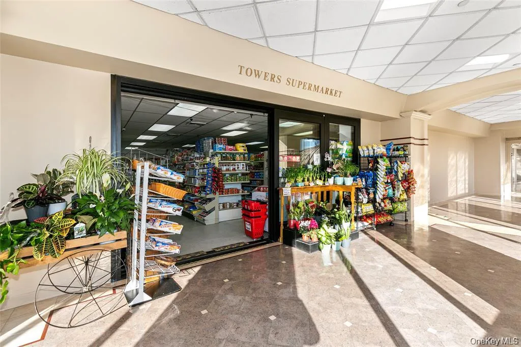 27110 Grand Central Parkway, New York, NY, 1 Bedroom Bedrooms, 4 Rooms Rooms,1 BathroomBathrooms,Residential,For Rent,Grand Central,0,933759 27110 Grand Central Parkway, New York, NY, 1 Bedroom Bedrooms, 4 Rooms Rooms,1 BathroomBathrooms,Residential,For Rent,Grand Central,0,933759