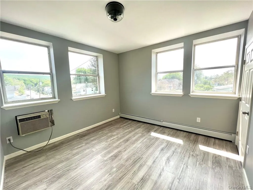 39 Church Street, Port Jervis, NY, 2 Bedrooms Bedrooms, 5 Rooms Rooms,1 BathroomBathrooms,Residential Lease,Idx,Church,0,933798 39 Church Street, Port Jervis, NY, 2 Bedrooms Bedrooms, 5 Rooms Rooms,1 BathroomBathrooms,Residential Lease,Idx,Church,0,933798