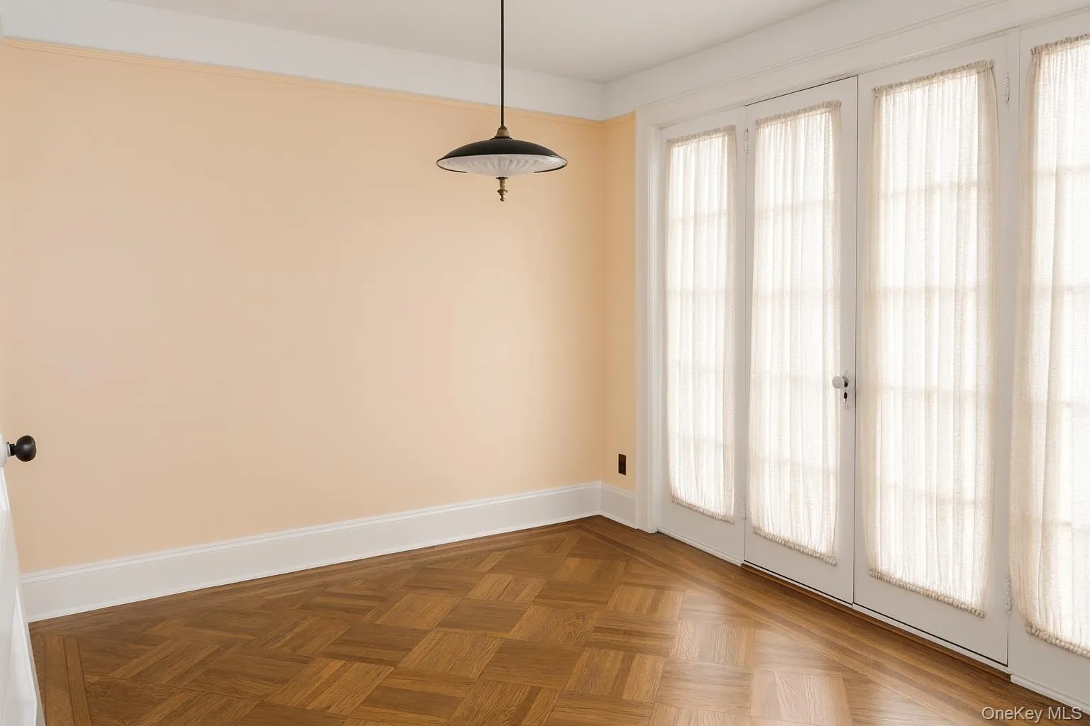 4718 39th Place, New York, NY, 3 Bedrooms Bedrooms, 6 Rooms Rooms,1 BathroomBathrooms,Residential Lease,Idx,39th,0,933910 4718 39th Place, New York, NY, 3 Bedrooms Bedrooms, 6 Rooms Rooms,1 BathroomBathrooms,Residential Lease,Idx,39th,0,933910