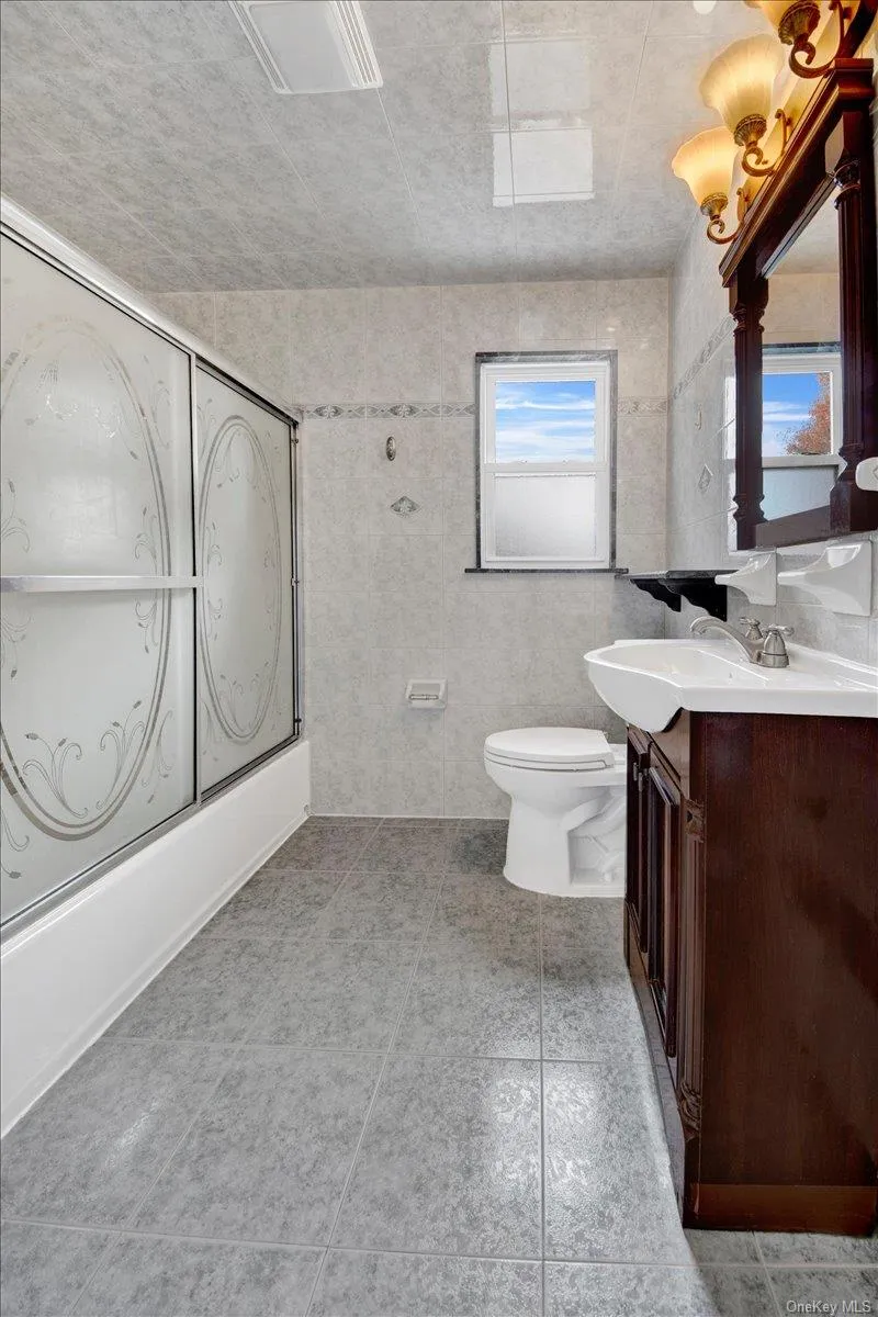 169 Old Mamaroneck Road, White Plains, NY, 2 Bedrooms Bedrooms, 4 Rooms Rooms,1 BathroomBathrooms,Residential Lease,Idx,Old Mamaroneck,0,933943 169 Old Mamaroneck Road, White Plains, NY, 2 Bedrooms Bedrooms, 4 Rooms Rooms,1 BathroomBathrooms,Residential Lease,Idx,Old Mamaroneck,0,933943